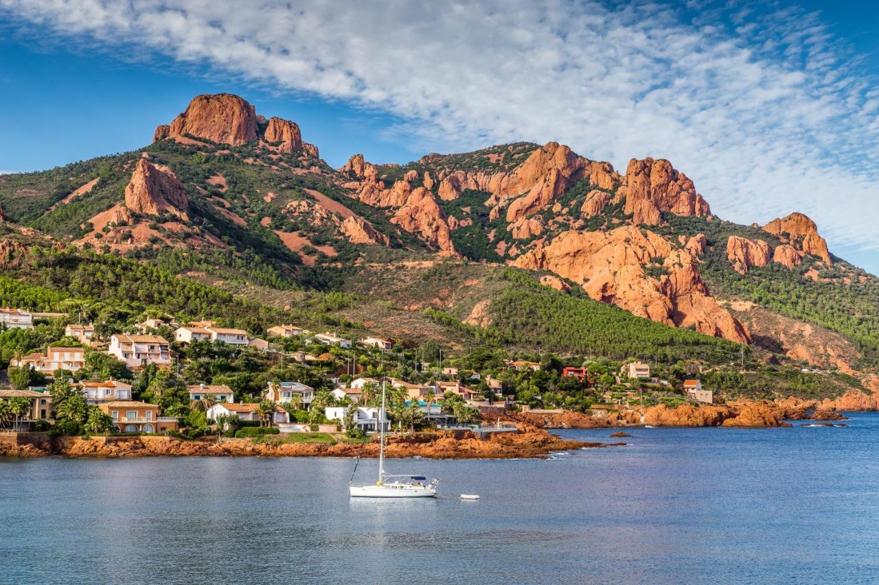 Agay Cap Esterel Le Hameau F2 Clim Plein Sud Dernier Etage Magnifique Vue Mer Saint-Raphaël 外观 照片