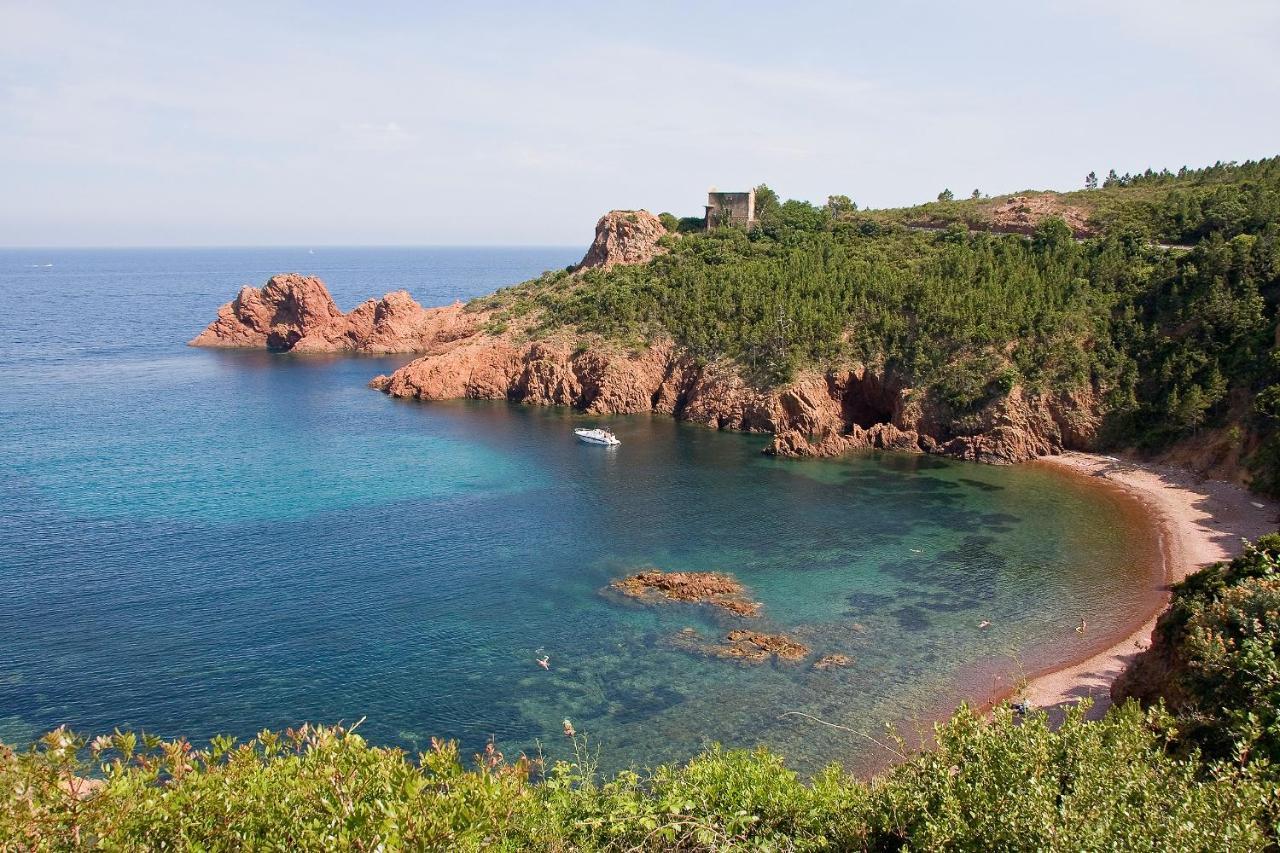 Agay Cap Esterel Le Hameau F2 Clim Plein Sud Dernier Etage Magnifique Vue Mer Saint-Raphaël 外观 照片