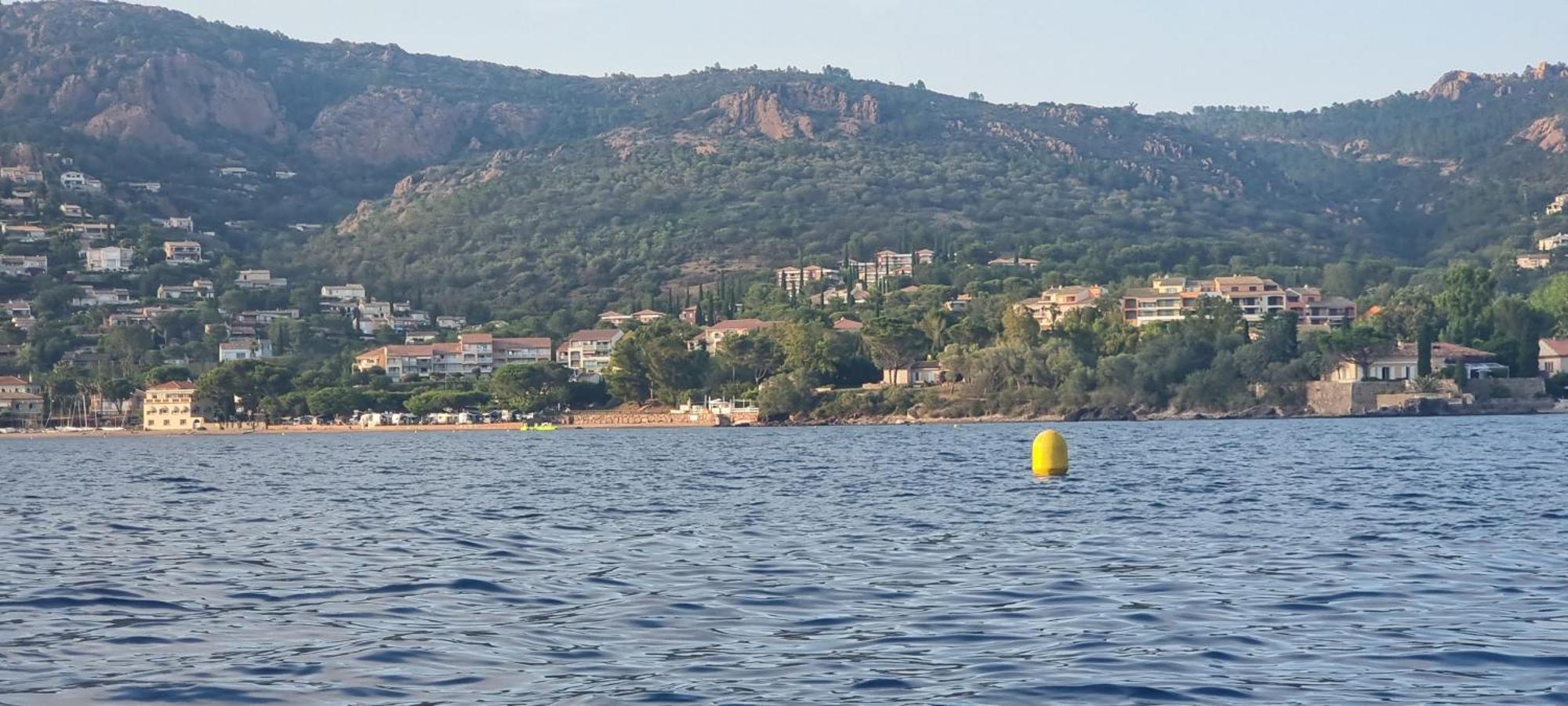 Agay Cap Esterel Le Hameau F2 Clim Plein Sud Dernier Etage Magnifique Vue Mer Saint-Raphaël 外观 照片