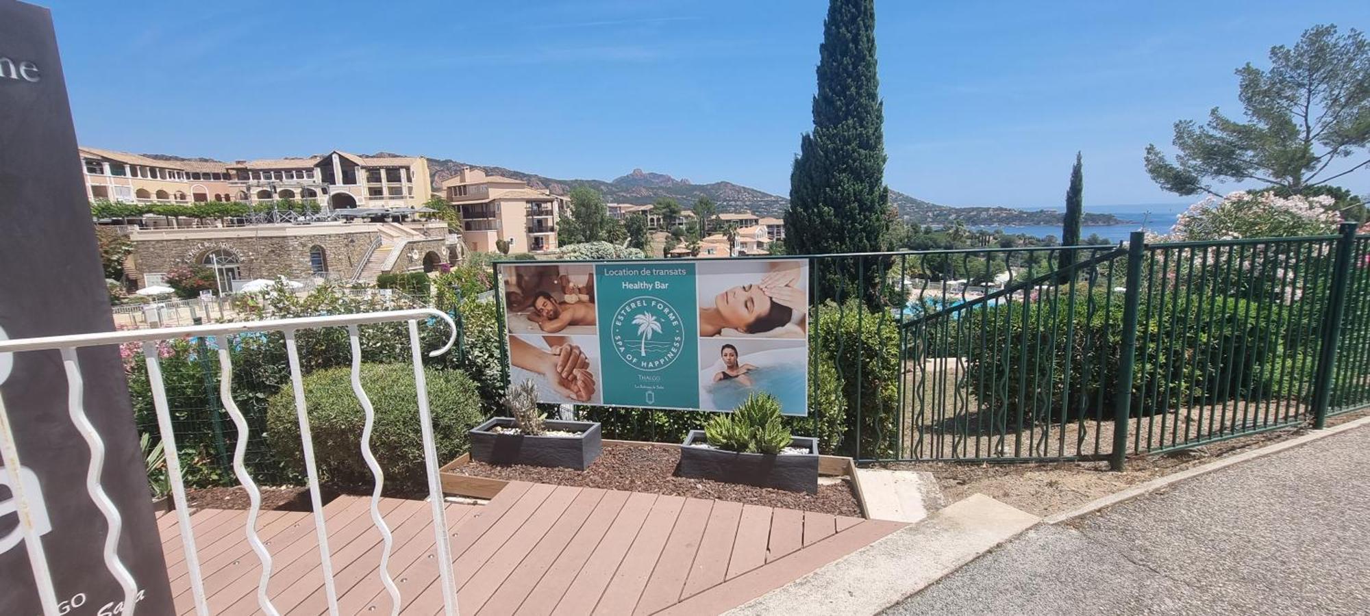 Agay Cap Esterel Le Hameau F2 Clim Plein Sud Dernier Etage Magnifique Vue Mer Saint-Raphaël 外观 照片
