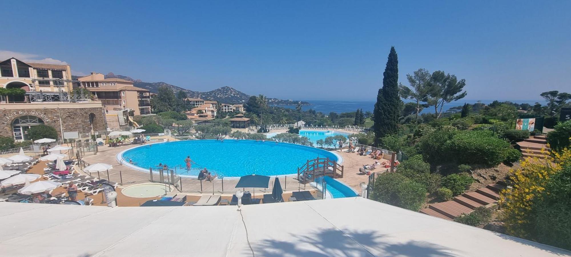 Agay Cap Esterel Le Hameau F2 Clim Plein Sud Dernier Etage Magnifique Vue Mer Saint-Raphaël 外观 照片