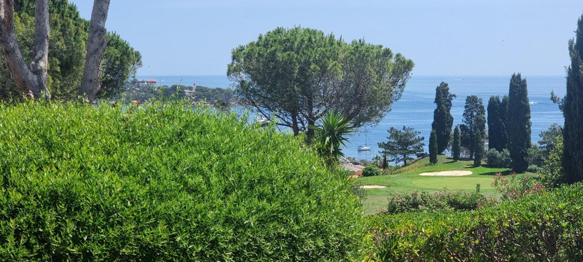 Agay Cap Esterel Le Hameau F2 Clim Plein Sud Dernier Etage Magnifique Vue Mer Saint-Raphaël 外观 照片