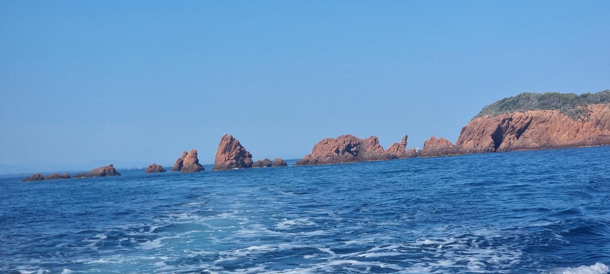 Agay Cap Esterel Le Hameau F2 Clim Plein Sud Dernier Etage Magnifique Vue Mer Saint-Raphaël 外观 照片