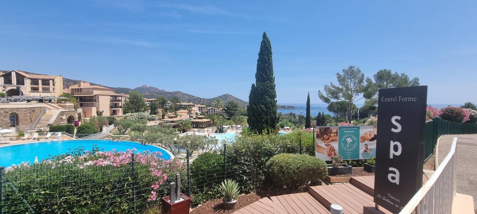 Agay Cap Esterel Le Hameau F2 Clim Plein Sud Dernier Etage Magnifique Vue Mer Saint-Raphaël 外观 照片
